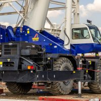 Rough-Terrain Crane