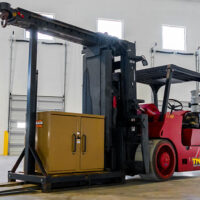 Machinery Moving Versa-Lift Forklift